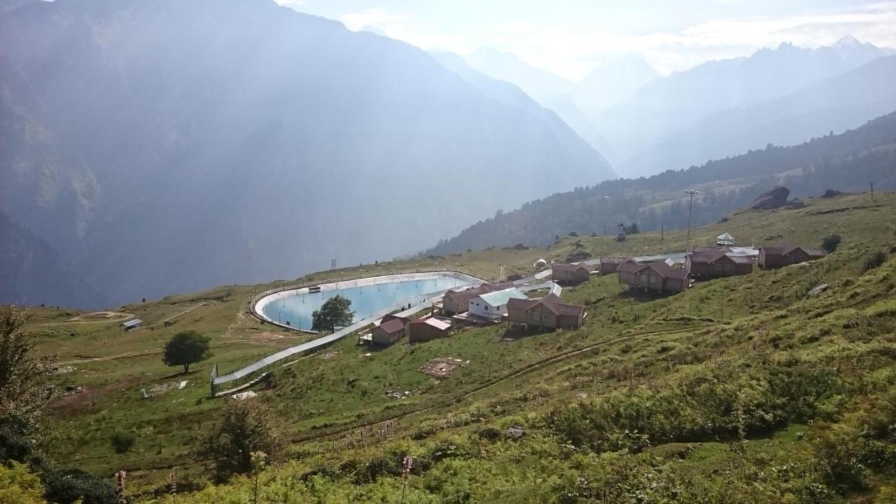 Blusalzz Escapade Resort Lansdowne Esterno foto