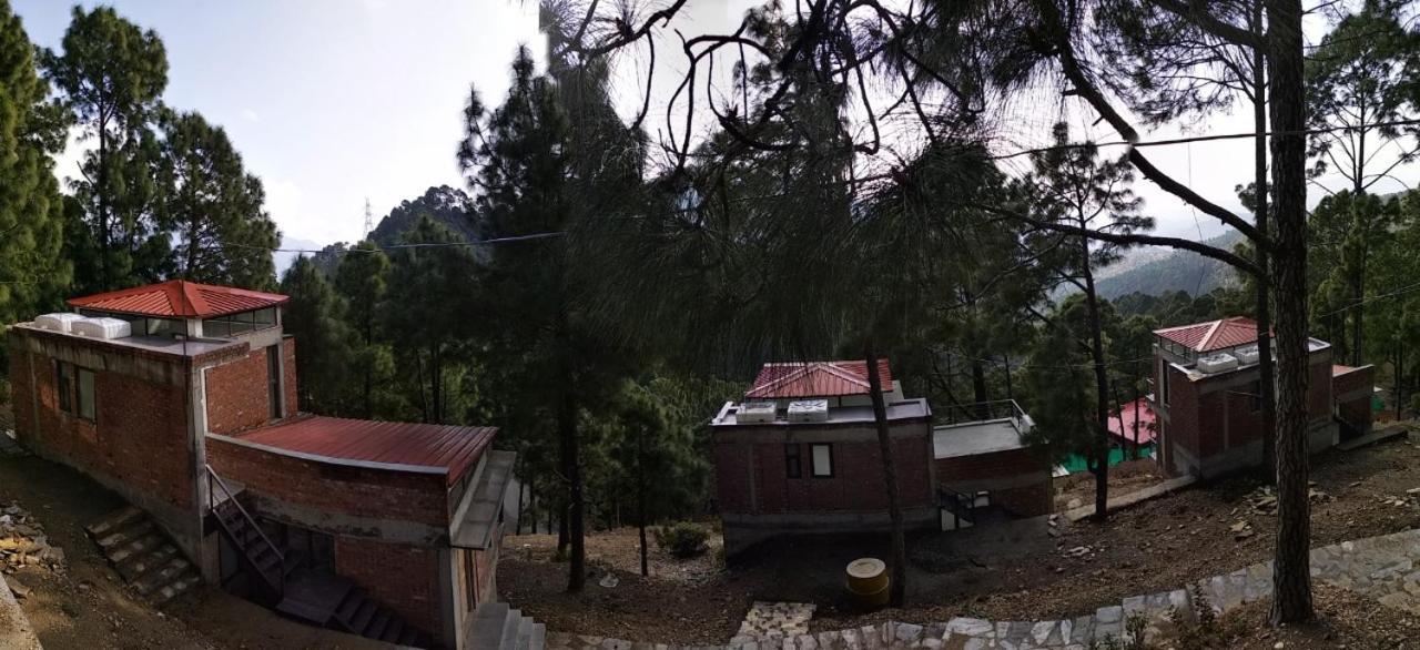 Blusalzz Escapade Resort Lansdowne Esterno foto